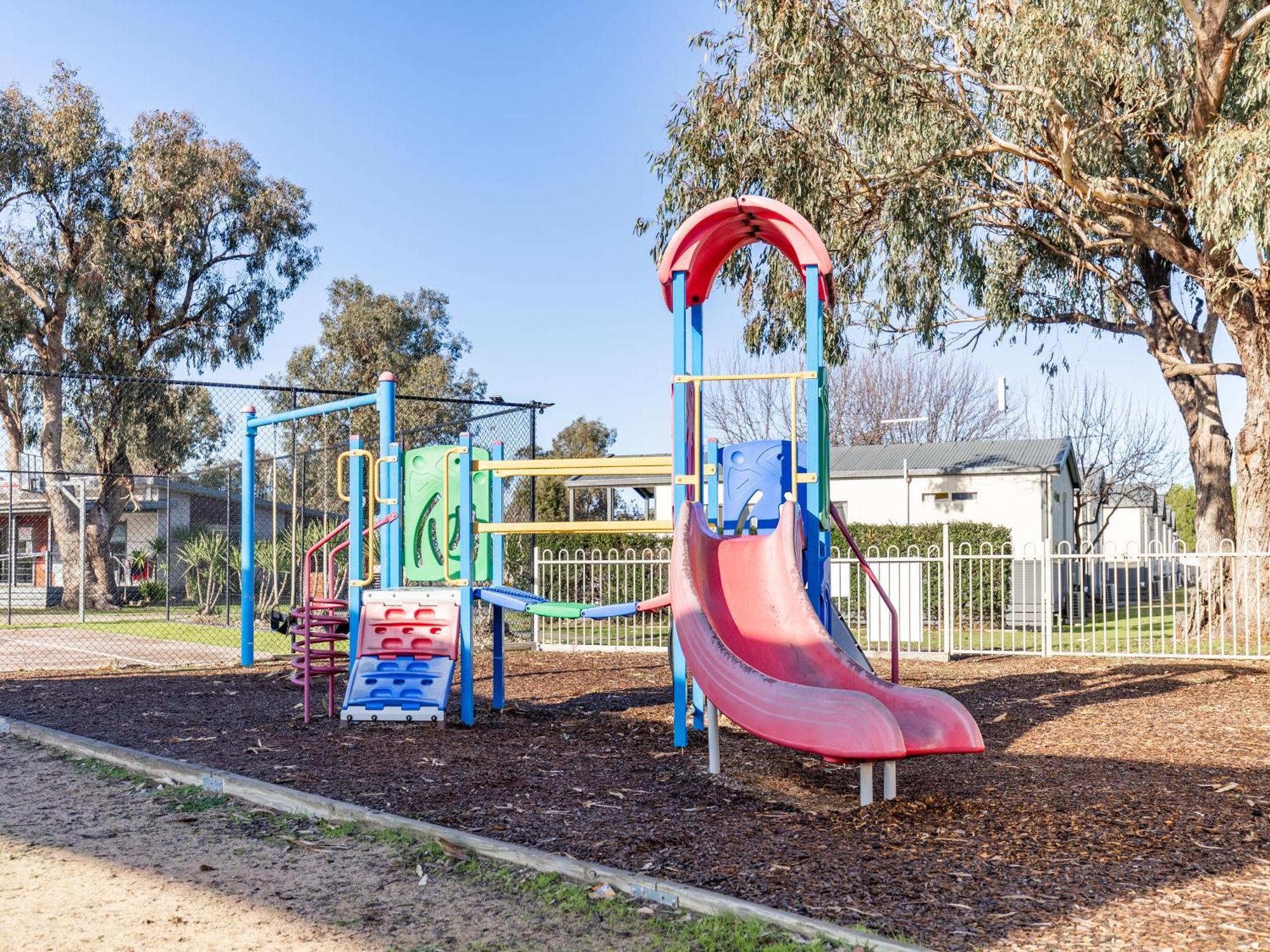 Nrma Yarrawonga Mulwala Holiday Park Buitenkant foto